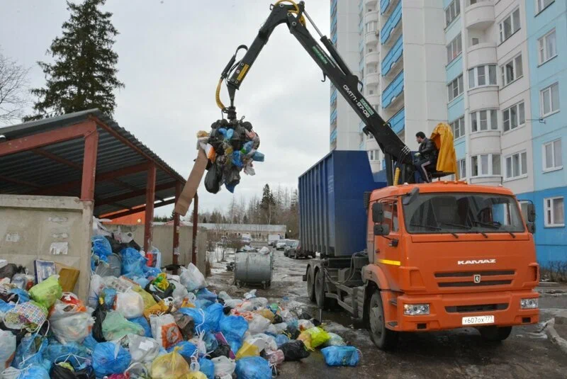 Вывоз бытового мусора в Каменске-Шахтинском с погрузкой в октябре